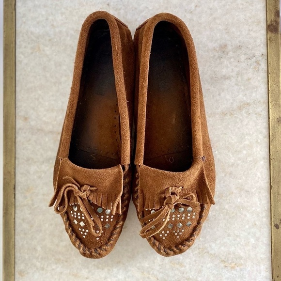 Minnetonka Mocassins - Picture 4 of 6